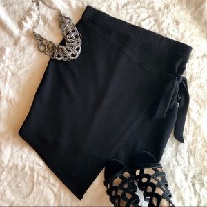 Black Boohoo Mini Skirt